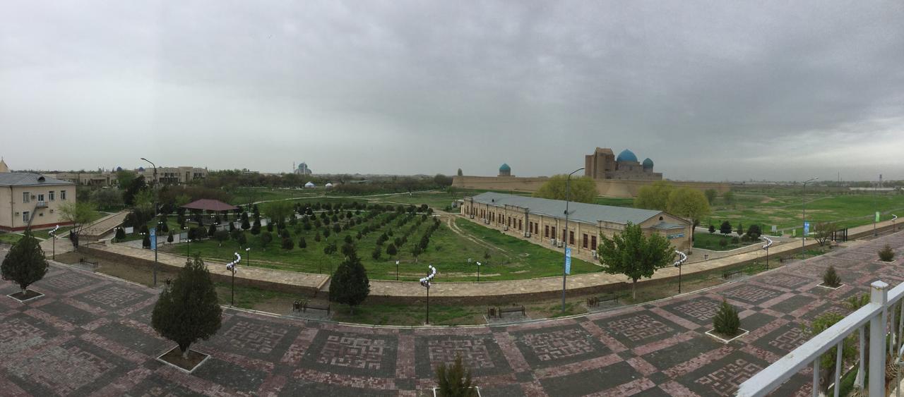 Hotel Khanaka Turkistan エクステリア 写真